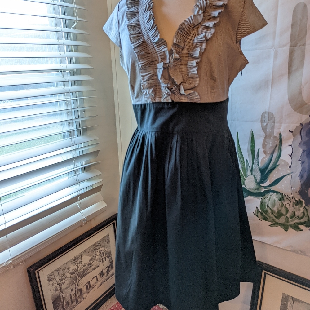 Madison Leigh.  Dress. A77